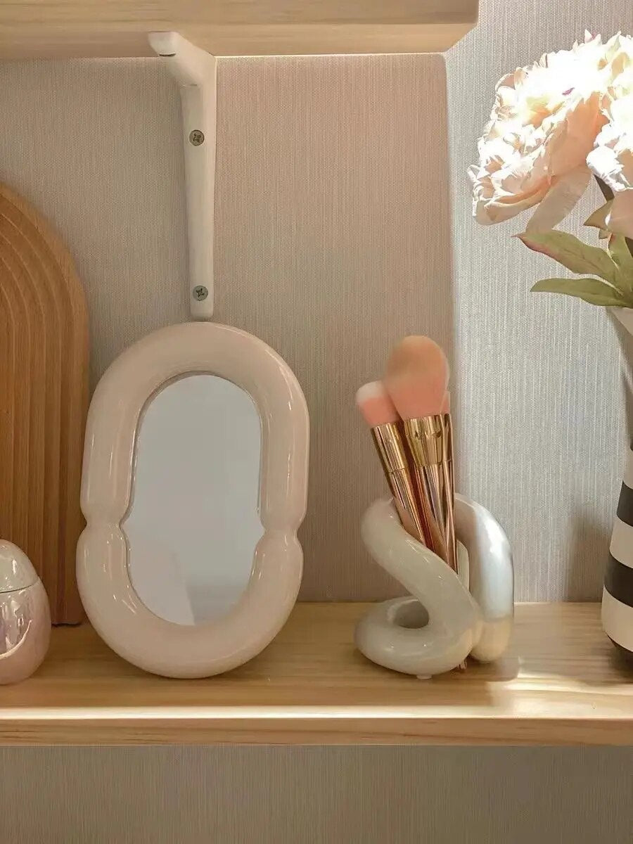Ceramic toothbrush  holder