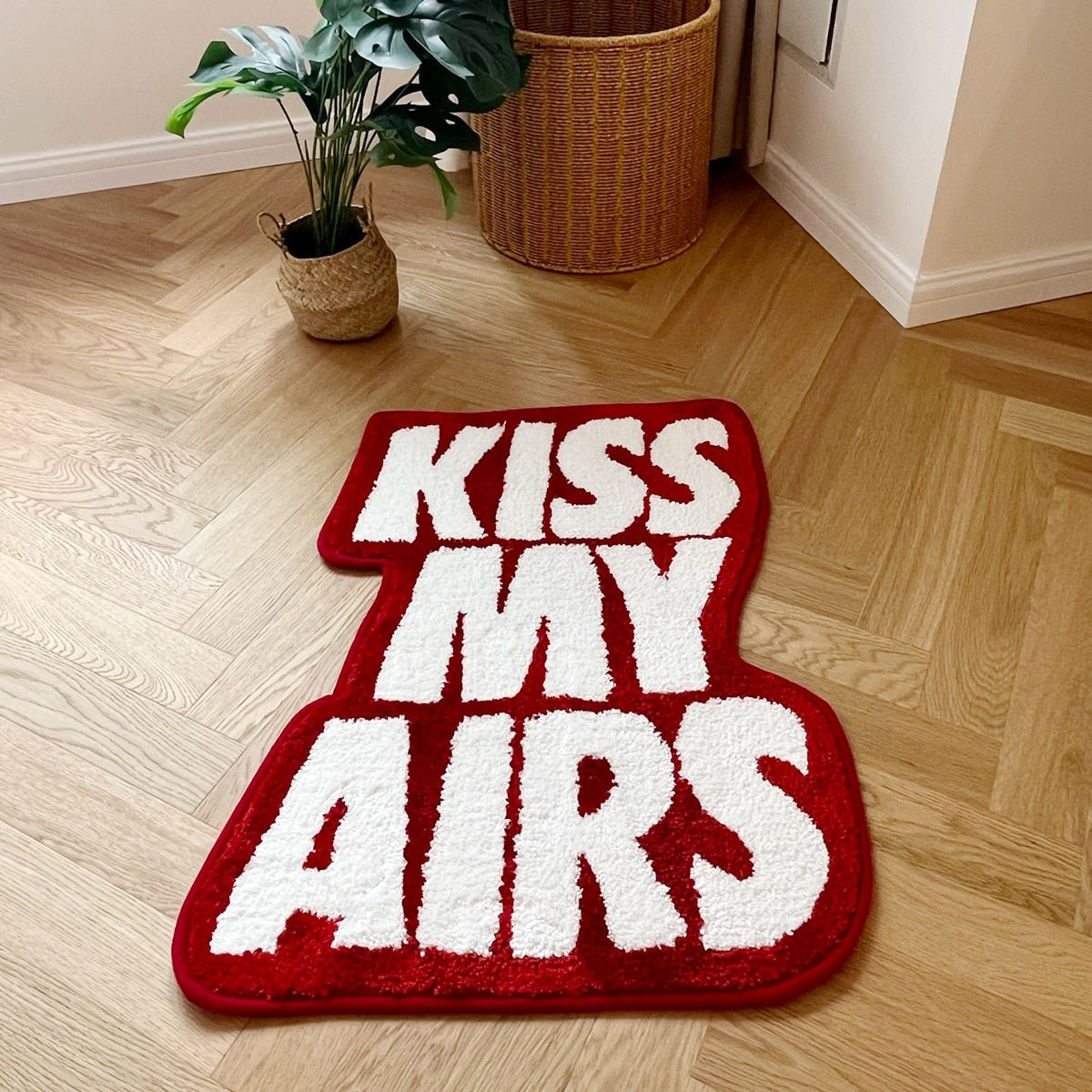 Kiss My Airs Rug Tufted