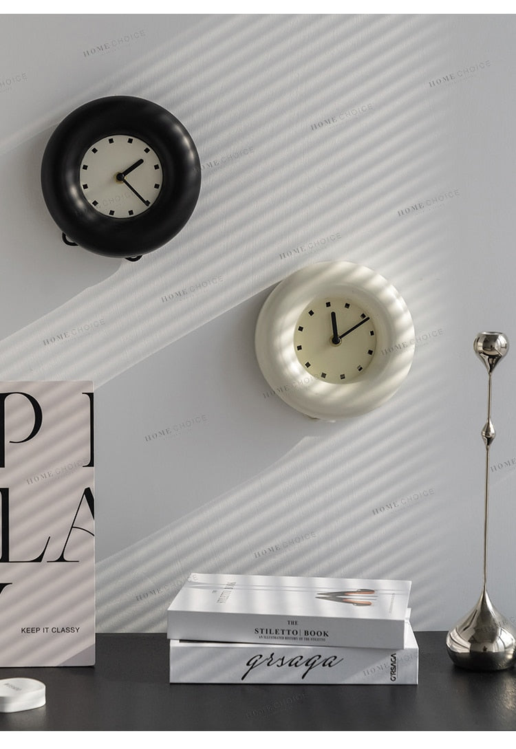 Nordic Round Clock